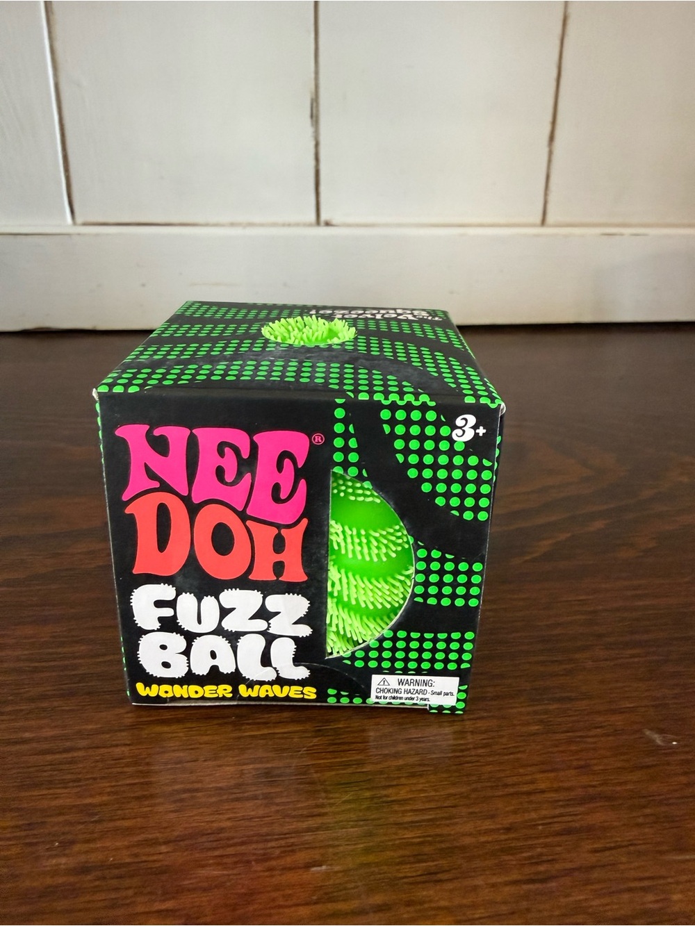 Fuzz Ball Wonder Waves - Bright Green